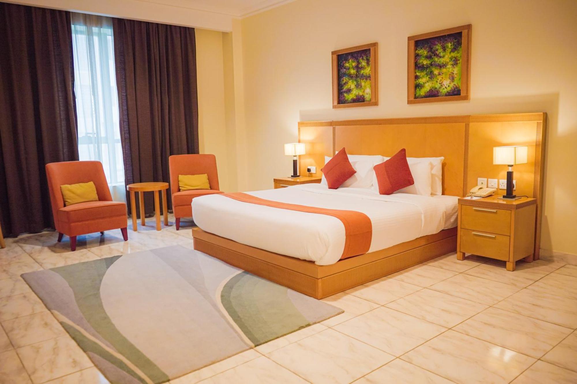 Seasons & 4* Muscat